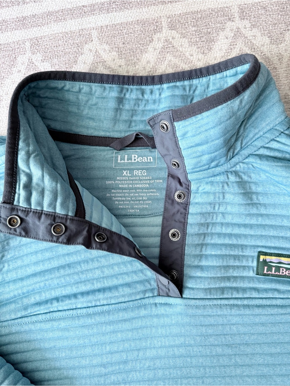 Women’s LL Bean Airlight Pullover Quarter Zip - XL - Picture 3 of 3